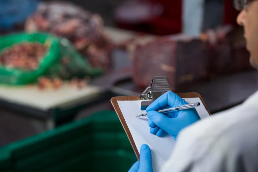 Children recovering in hospital after consuming a contaminated school meal in India