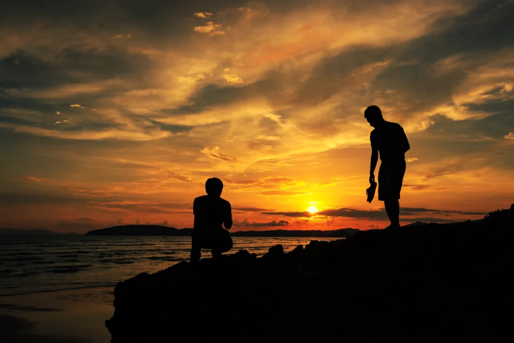 Ebbin Brothers in Hamilton
Two brothers in Hamilton, Bermuda, tragically lost in similar accidents