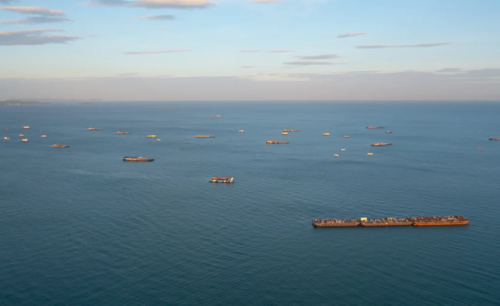 Iran’s Foreign Minister announces that ships from all countries except the United States and Israel are allowed to transit the Strait of Hormuz amid regional tensions