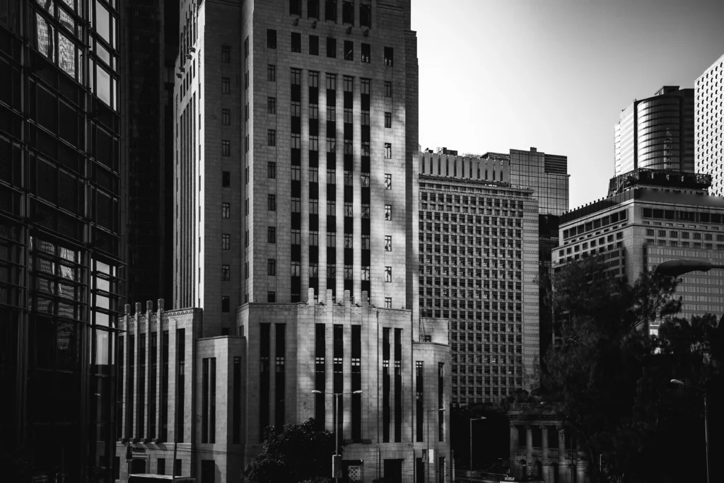 U.S. Energy Department building symbolizing energy policy, oil reserves, clean energy grants, and nuclear innovation in the United States